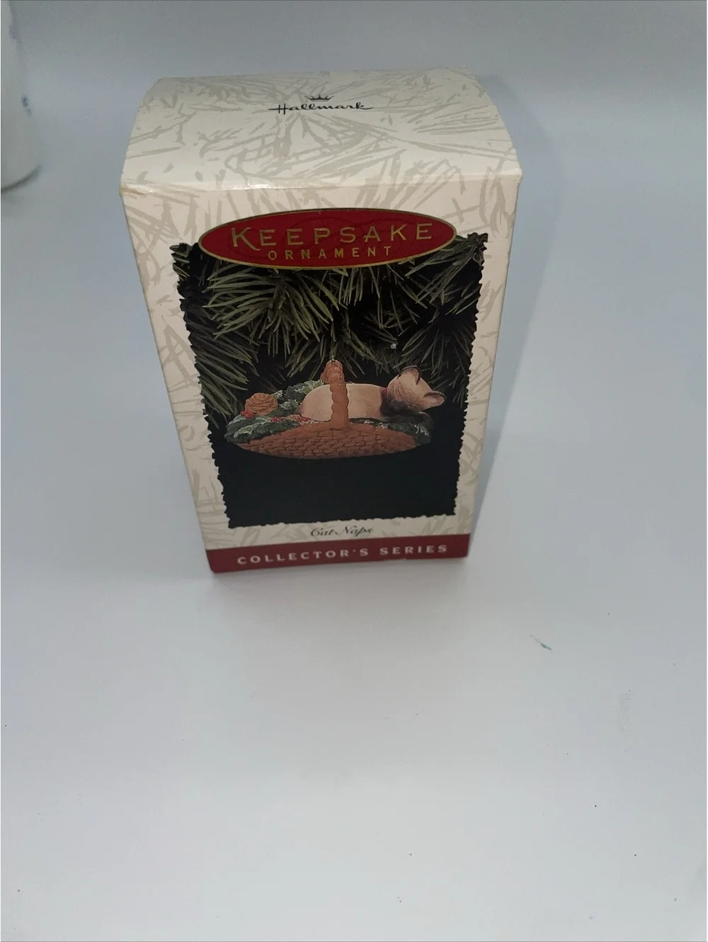 HALLMARK Keepsake Ornament 